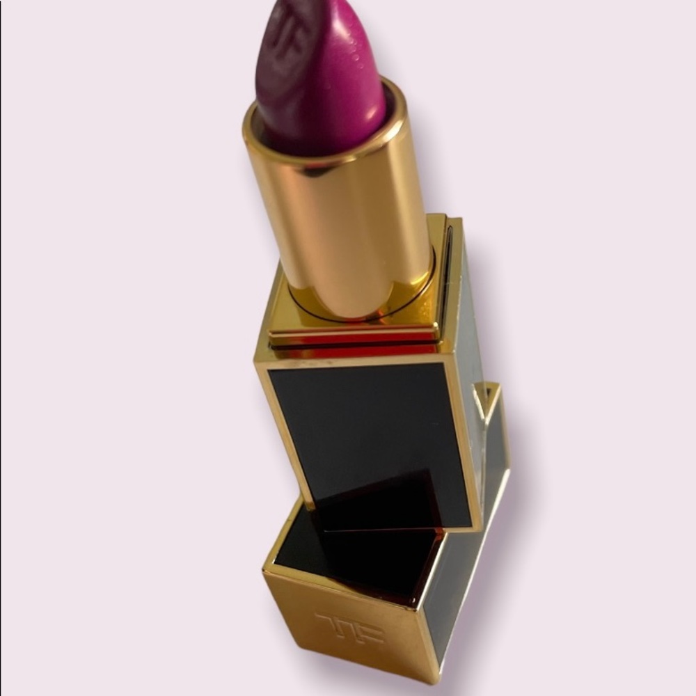 2x Chanel LipStick & 1x Tom Ford Lipstick